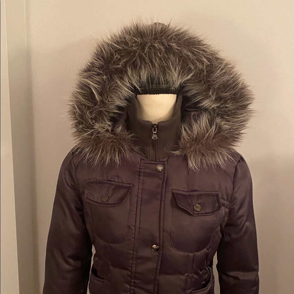 Guess hooded coat perfect condition! Size small 40% feathers - Picture 2 of 13